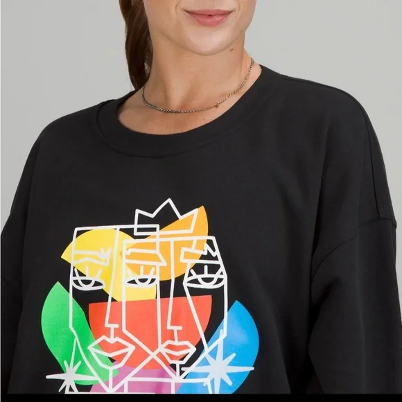 Lululemon Perfectly Oversized crew Pride - Picture 4 of 9